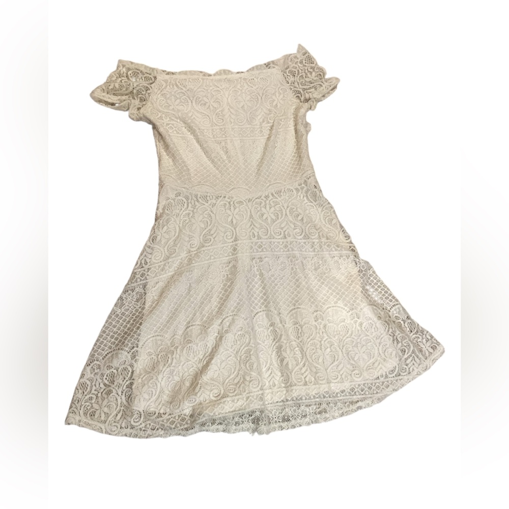 NWT Kohls Womens/Juniors Rewind‎ Ivory Off Shoulder Lace Dress w/ Slit SizeSmall
